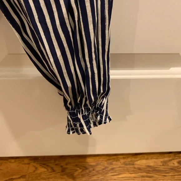 NWT ZARA crop blouse. Sz Medium. This is gorgeous. Tags on - Picture 8 of 16